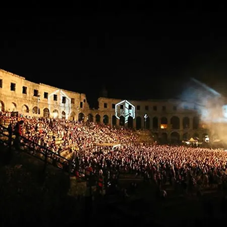 Apartman Amfora Deluxe Póla