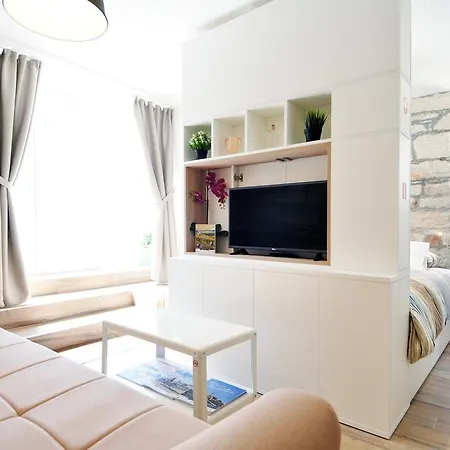 Amfora Deluxe Apartman Póla