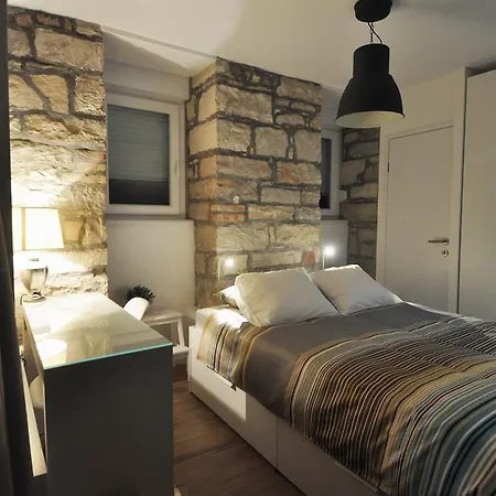 Amfora Deluxe Apartment *