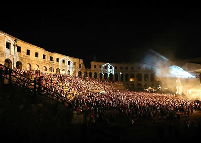 Lejlighed Amfora Deluxe Pula