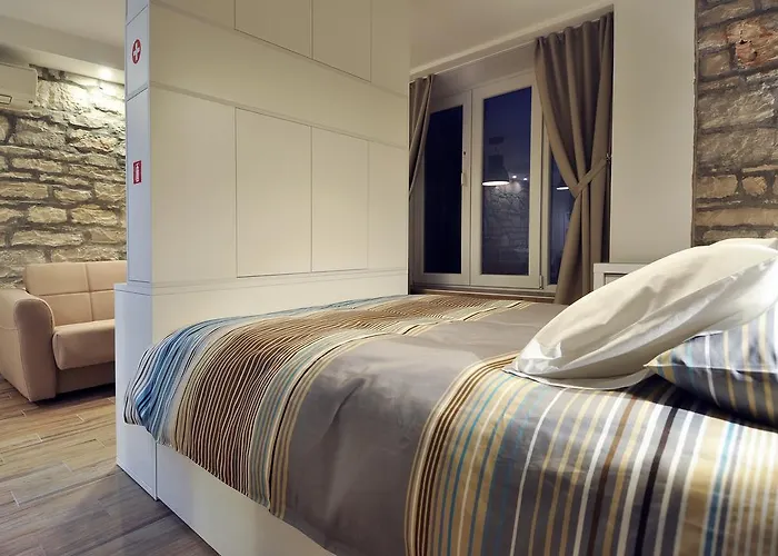 Amfora Deluxe Apartamento Pula