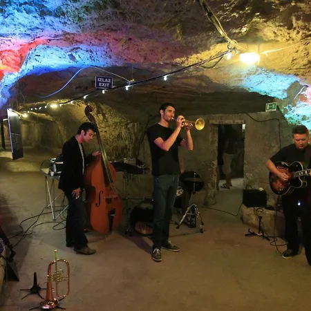 Amfora Deluxe Πούλα